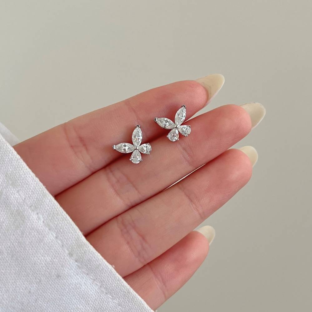 925 Sterling Silver Moissanite Butterfly Earrings: A Blend of Elegance and Luxury