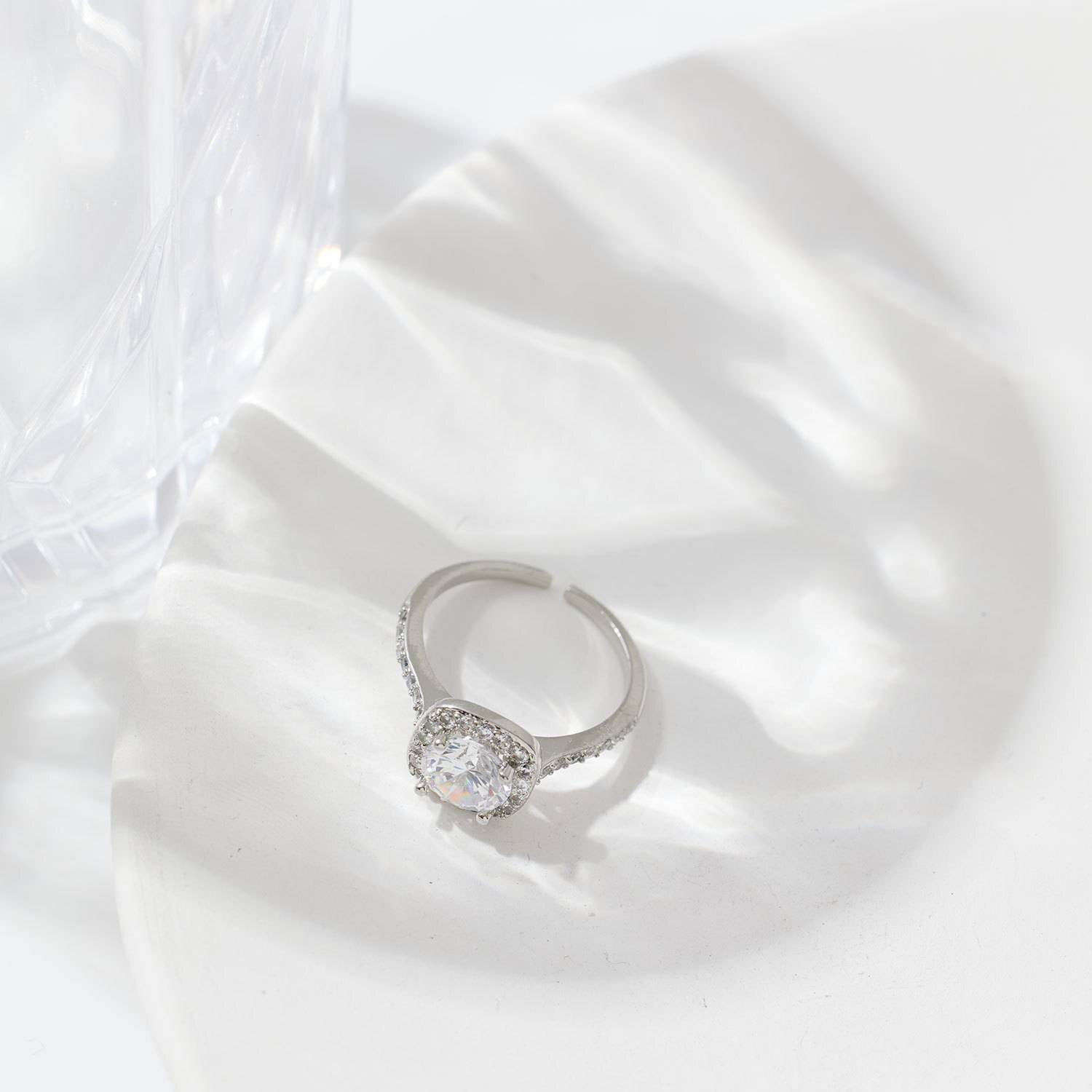 Non-oxidizing Western bride accessories, engagement silver female fashion jewelry rings