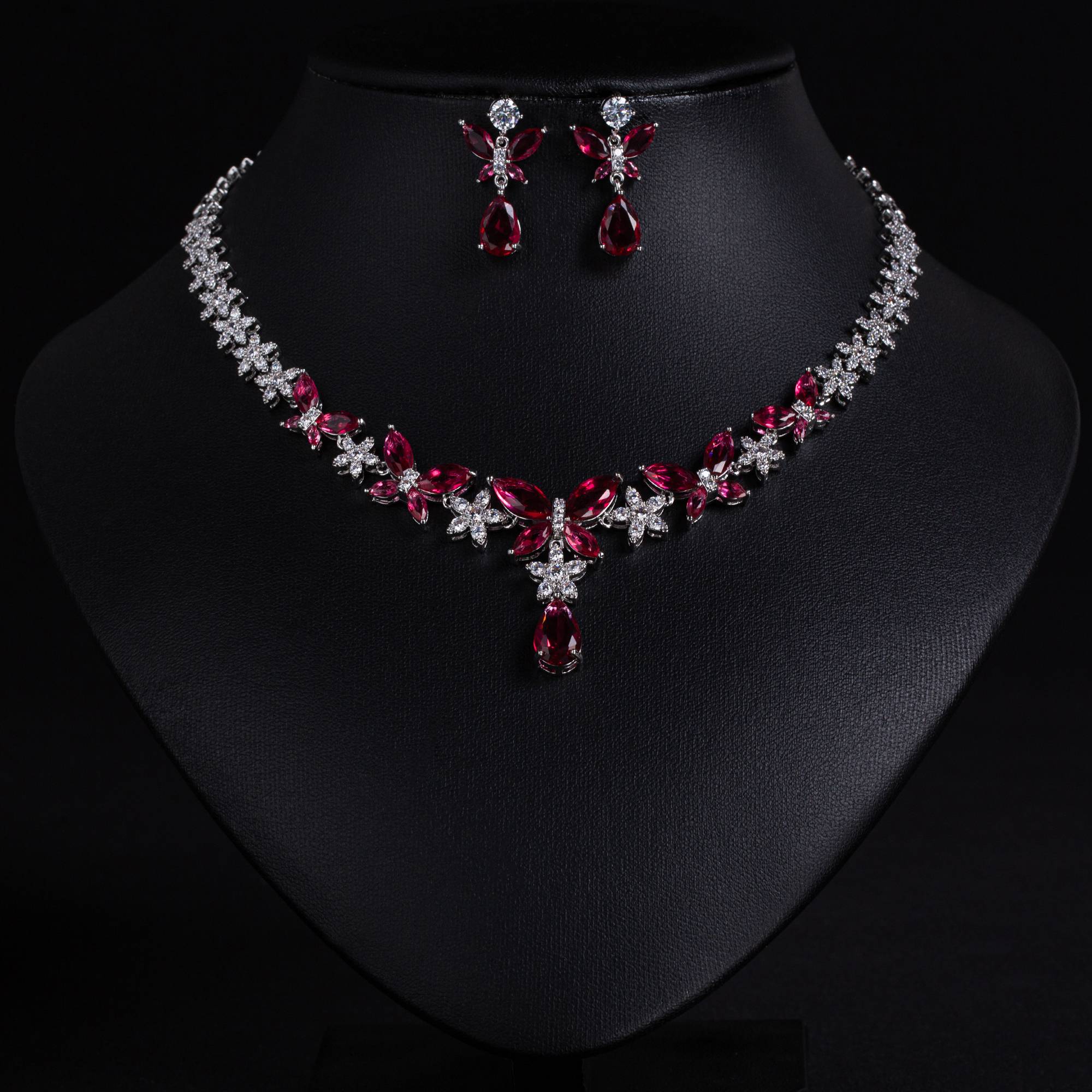Ensemble de bijoux de mariée élégant en forme de larme de papillon plaqué or 18 carats