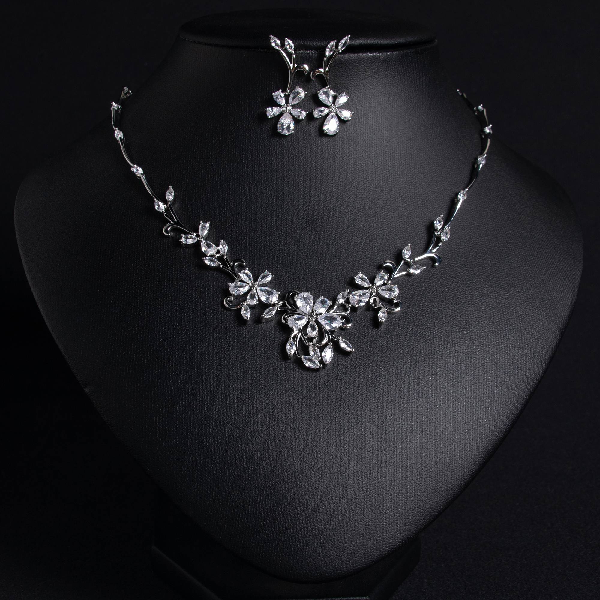 Ensemble de bijoux en cristal de vigne florale plaqué or 18 carats pour mariées
