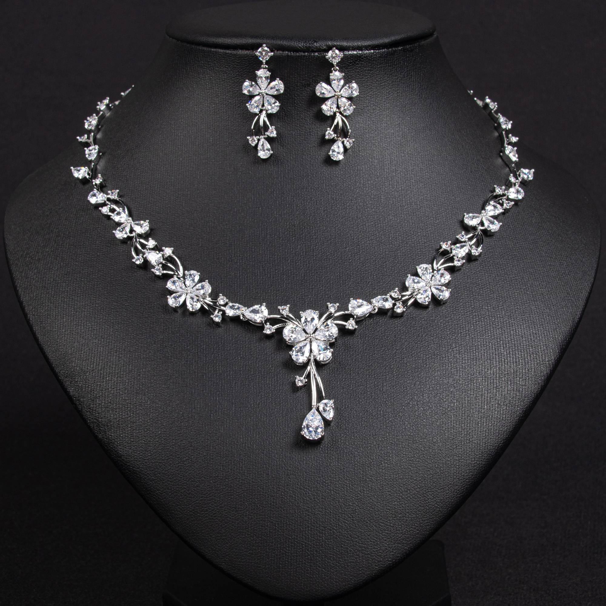 Ensemble de bijoux de mariée en Y plaqué or 18 carats en forme de larme florale