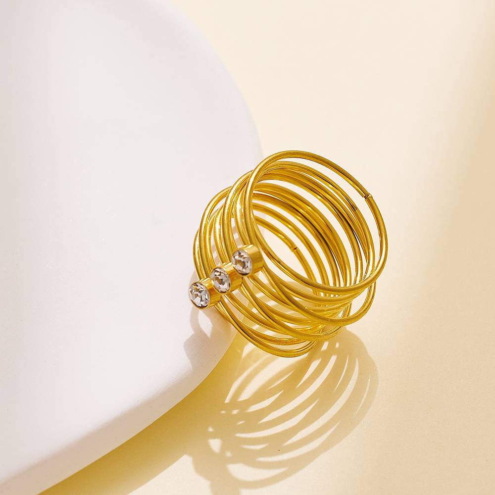 Custom wholesale bulk gold-colored spring women's stainless steel wedding fine fashion jewelry rings