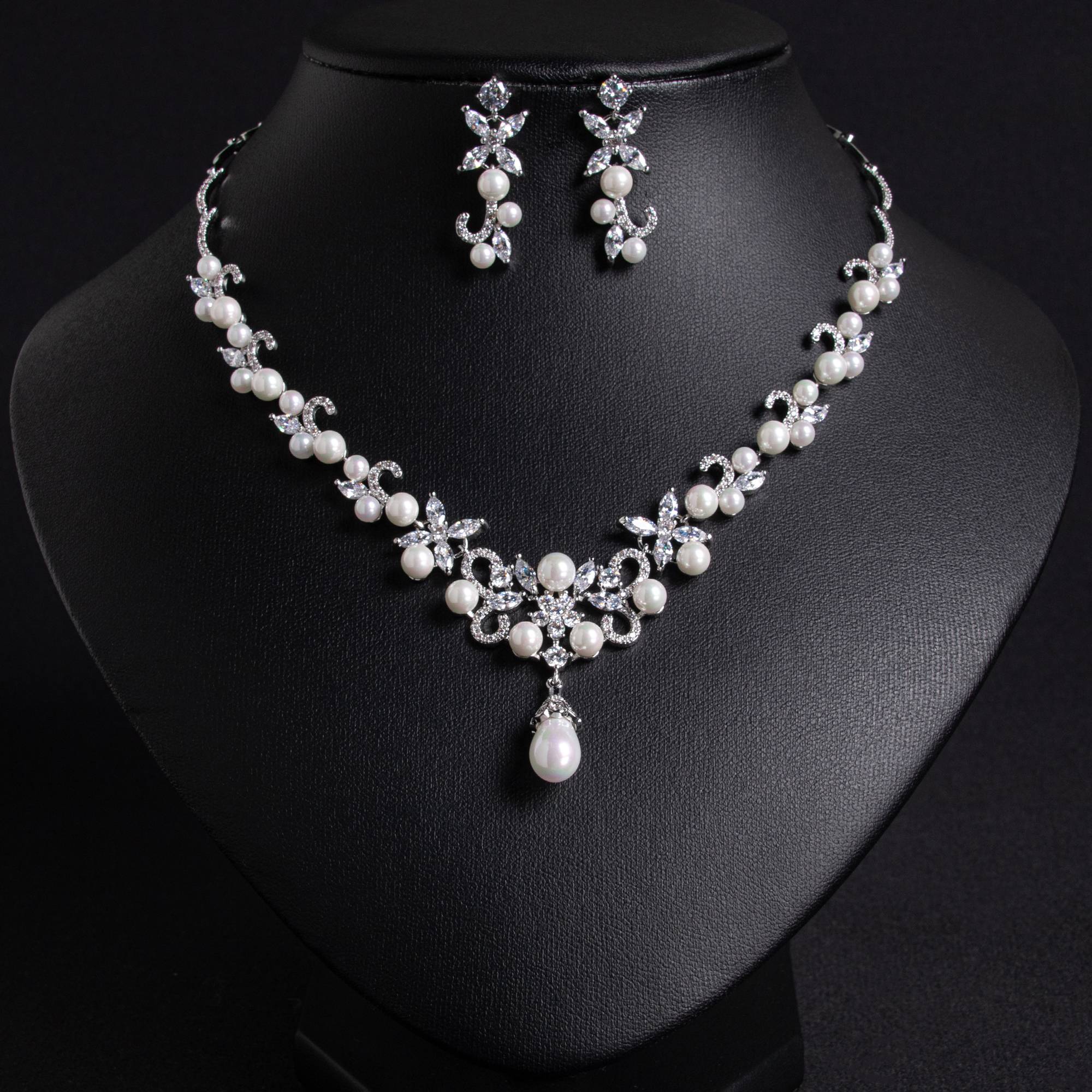 Elegant Floral Freshwater Pearl Earring & Necklace Set by Lonceen