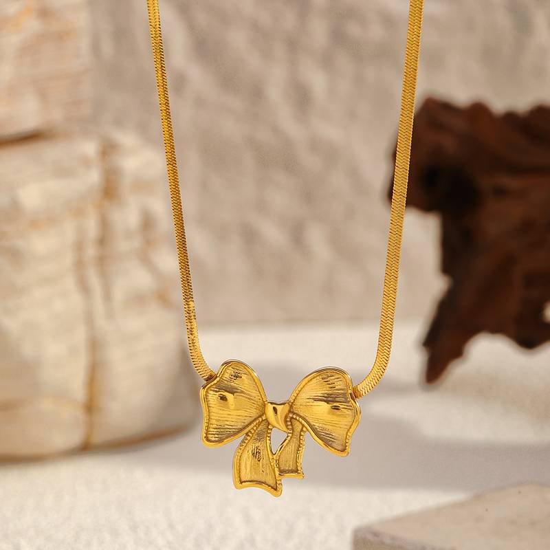 Lonceen Edelstahl-Schleifenanhänger-Halskette, verstellbare Länge