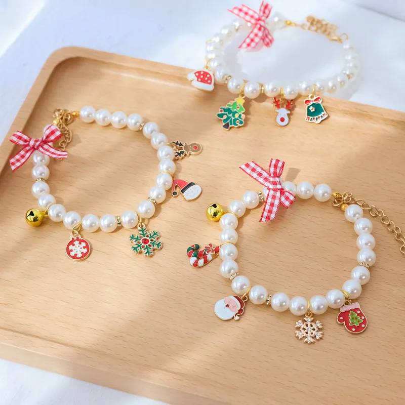 Collier pour chien ou chat avec chaîne en cristal et nœud papillon, idéal pour Noël.
