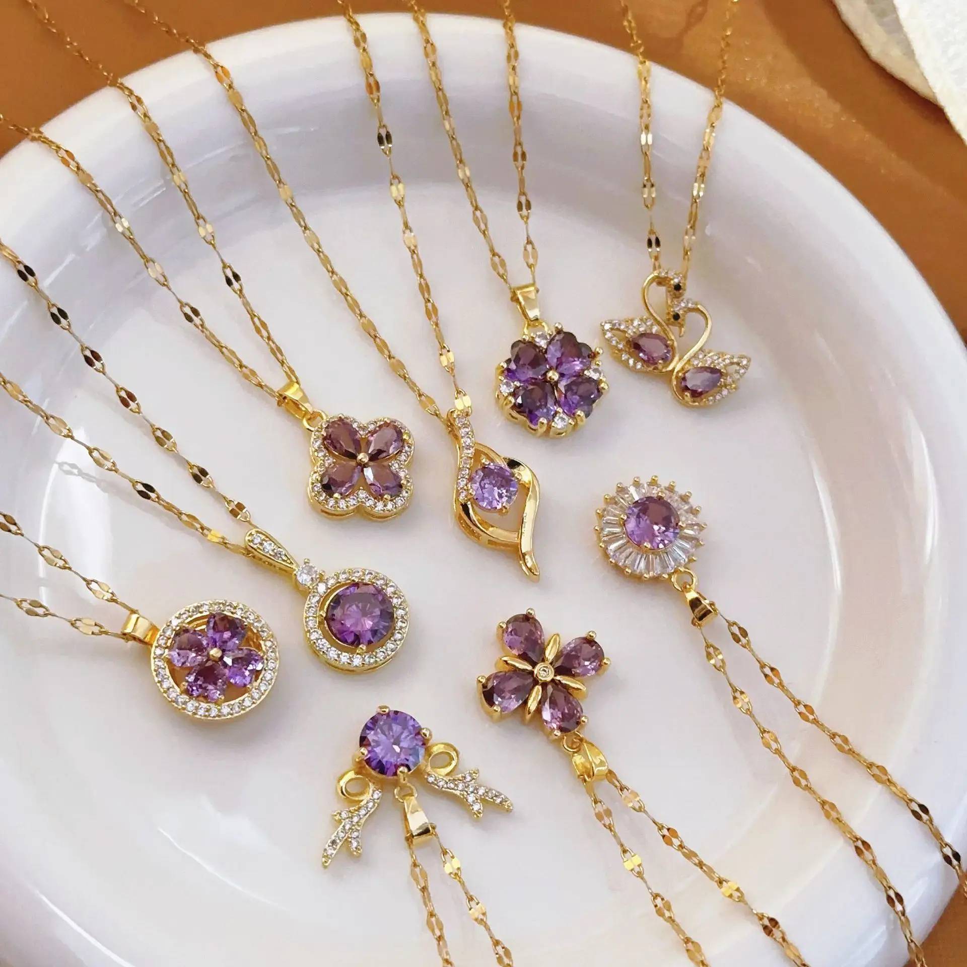 Stainless Steel Non Fading Necklace Women's Micro Inlaid Zircon Four Leaf Clover Light Luxury purple Collarbone Chain