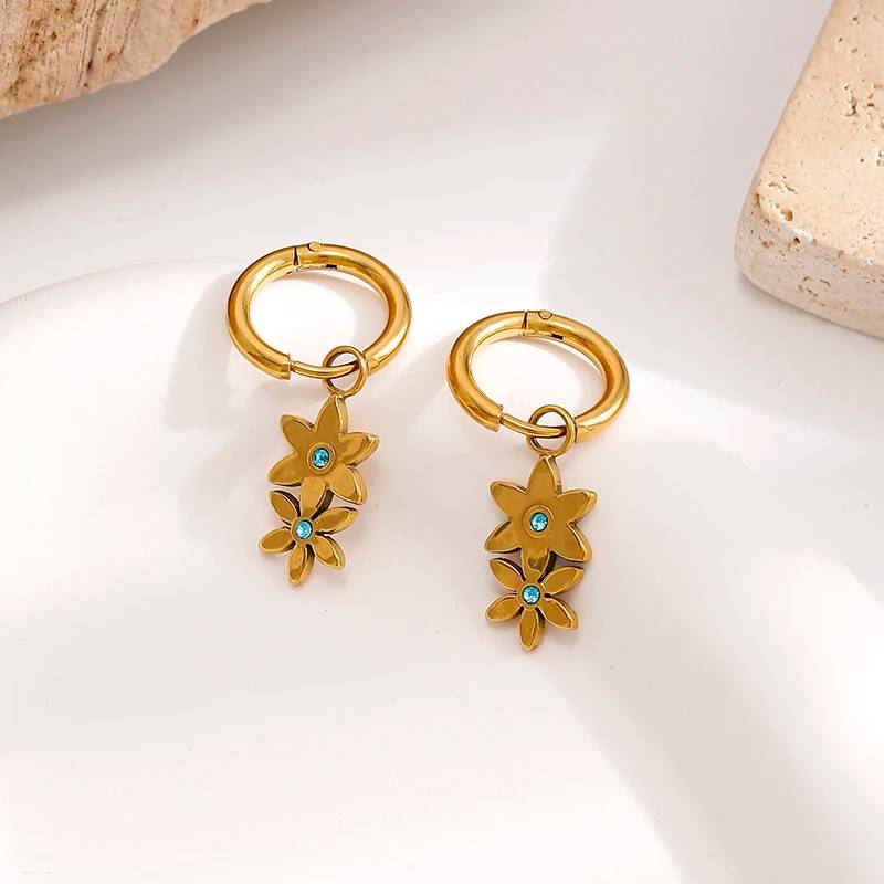 Lonceen Jewelry 18K镀金蓝钻花朵吊坠耳环（女士款）
