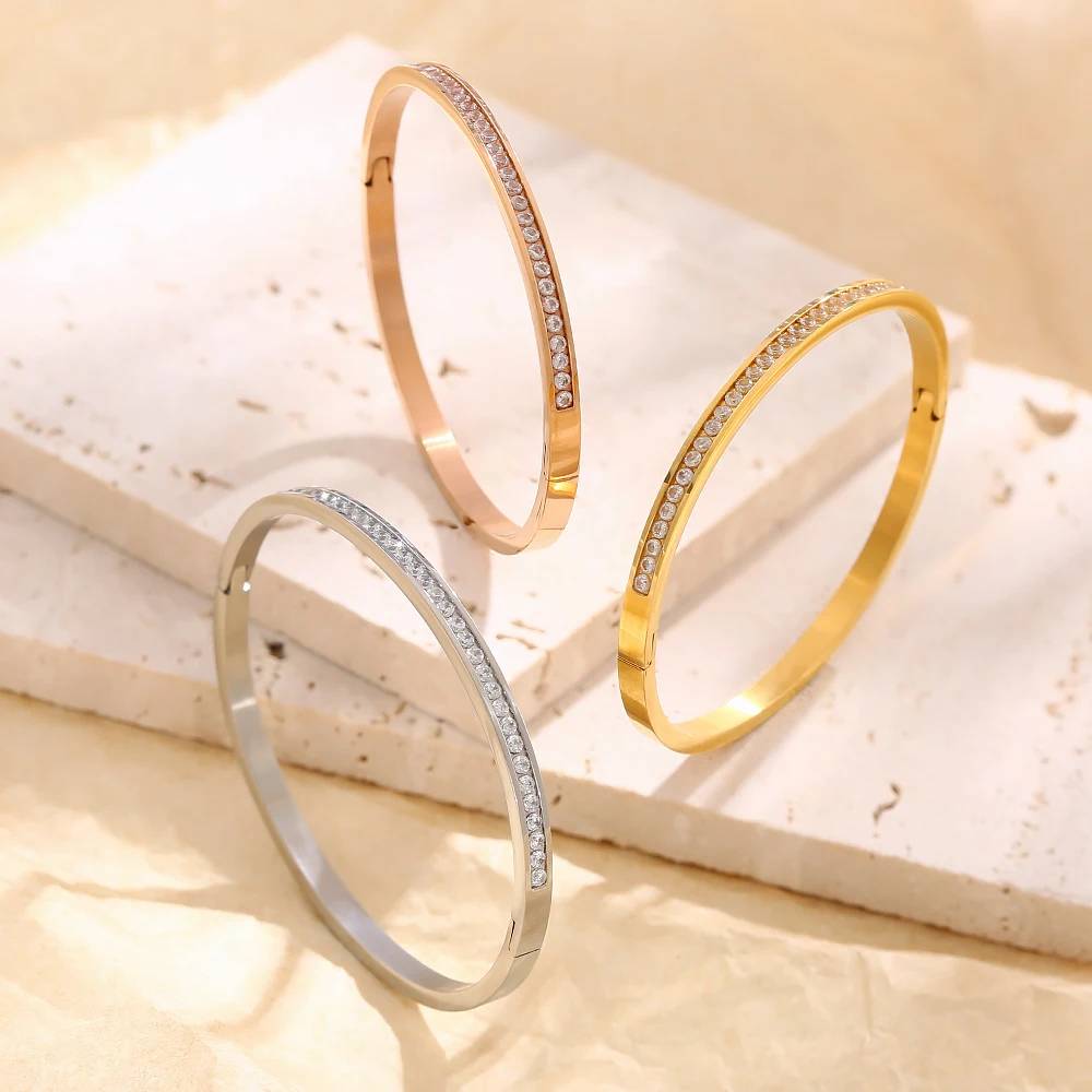 ブレスレット：時代を超えたエレガントなジュエリー