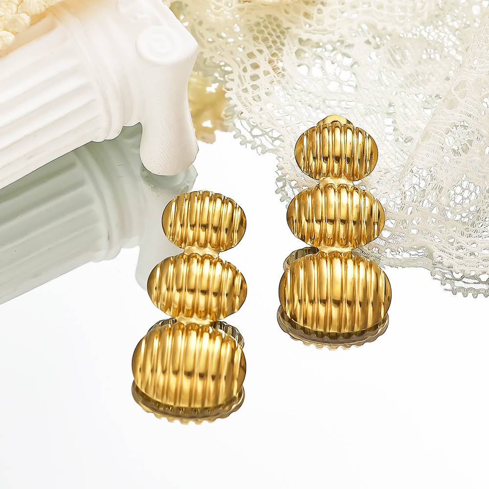 빈티지 스타일의 두꺼운 스테인리스 스틸 스터드 귀걸이 (불규칙한 질감) - 여성용 18k 금도금 패션 주얼리 귀걸이 컬렉션