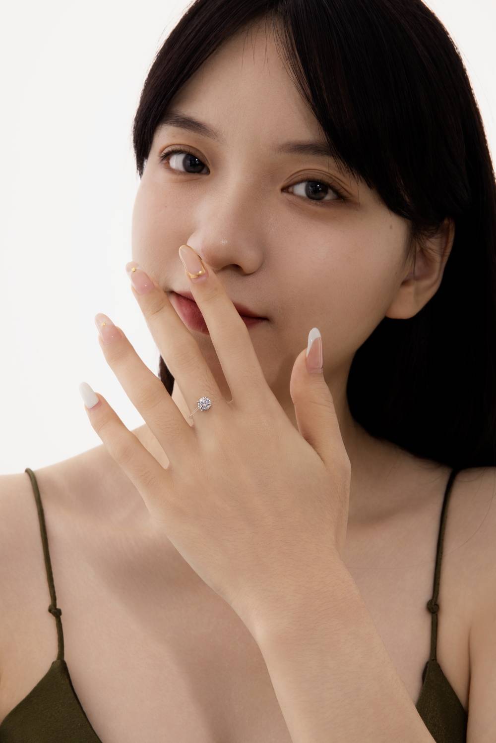 925 Silver Snowflake Halo Ring with Brilliant Moissanite