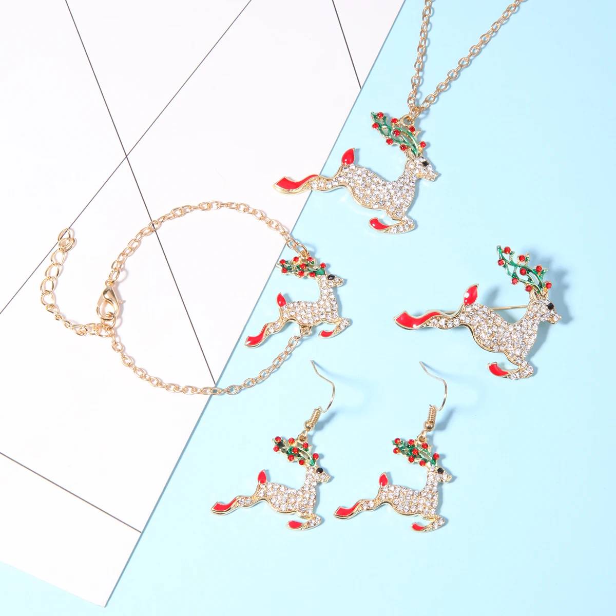 New Gold Plated Christmas Jewelry Set Elk Wreath Snowflake Necklace Bracelet Earrings Brooch
