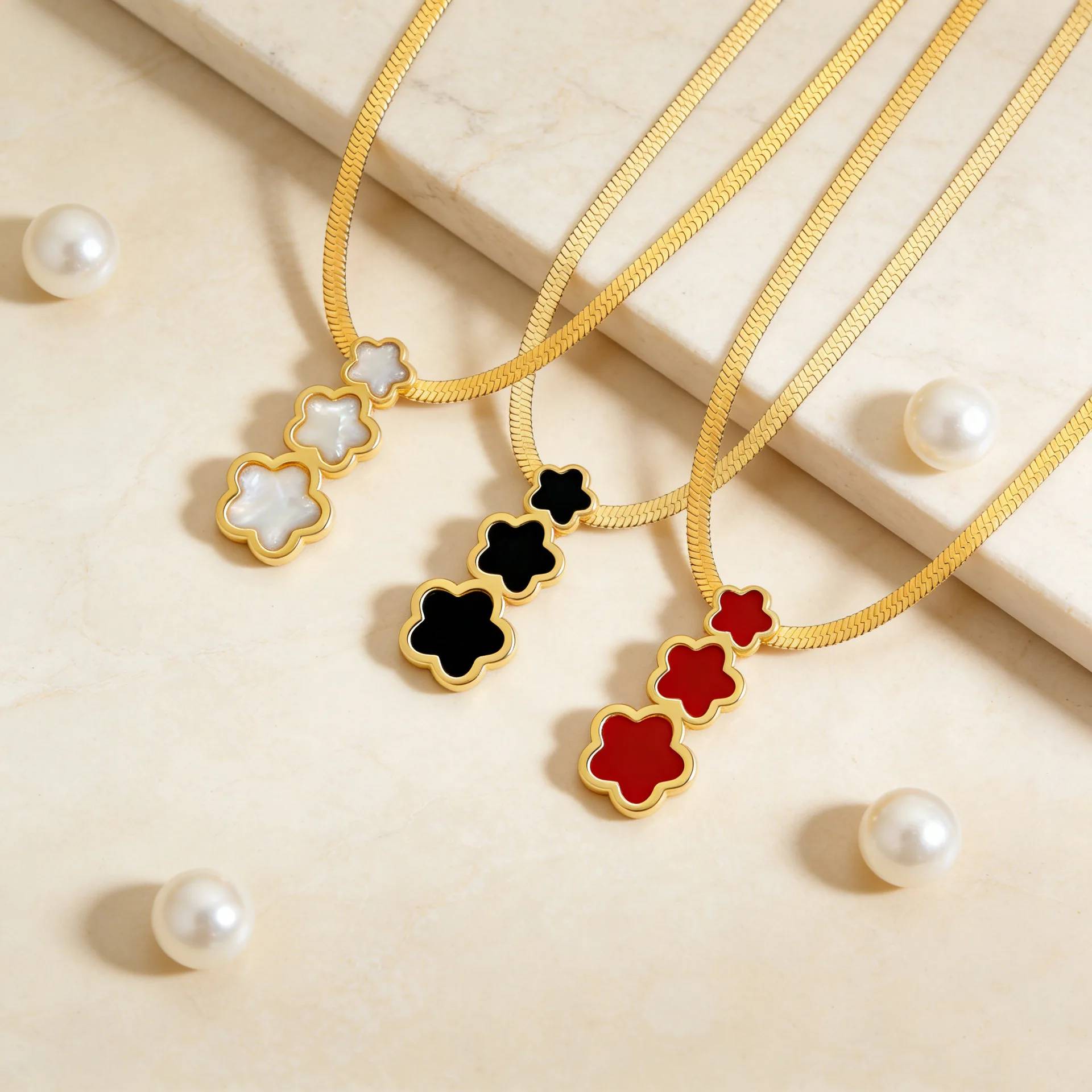 New Stainless Steel Colorful Five-Petal Flower Snake Necklace Trendy 18K Gold-Plated Valentine's Day Necklace Wholesale