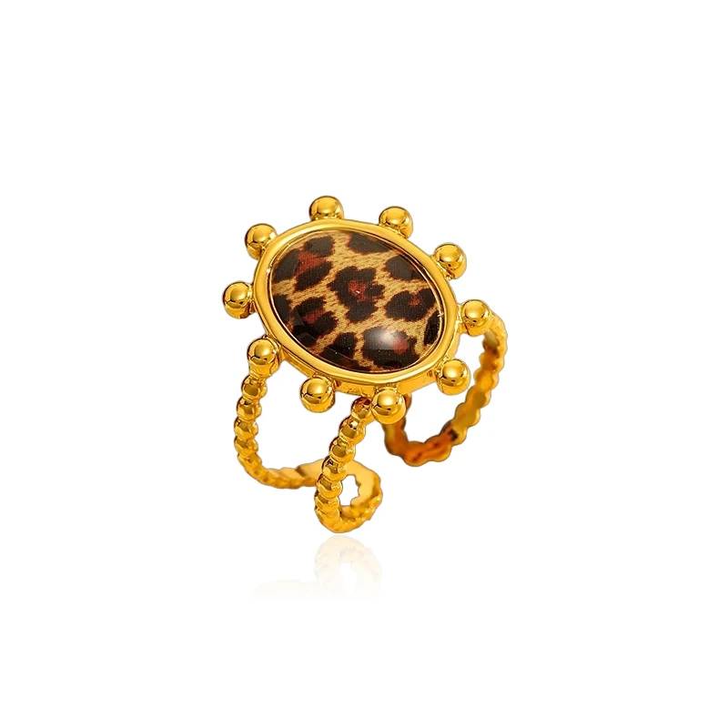 Brazalete ovalado abierto de acero inoxidable chapado en oro de 18 quilates, resistente al agua, con estampado de leopardo, para mujer, de uso diario.