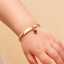 Pulsera de titanio personalizada con nombre y fecha grabados para bebés recién nacidos y niños. thumbnail 3